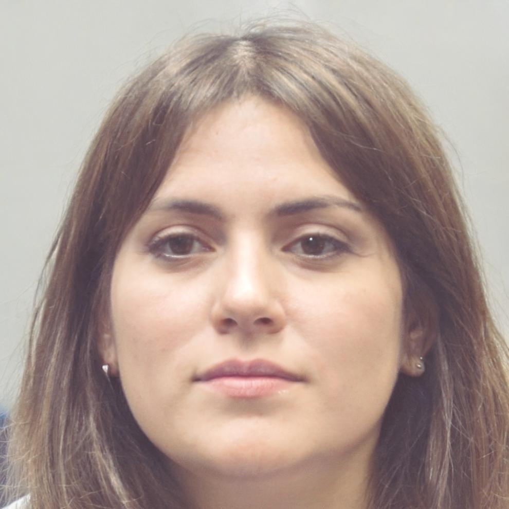 Portrait de Léonie Beaumont, formatrice en gestion budgétaire